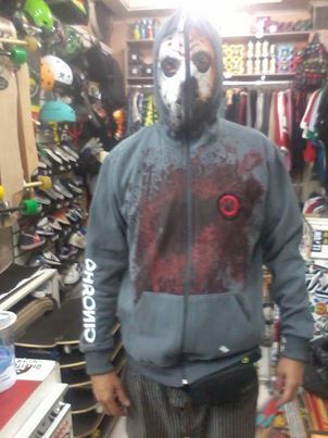 Moletons Chronic com toca mascarada