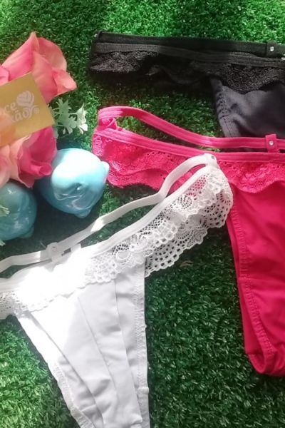 CALCINHA FIO DENTAL DUPLO DE RENDA COM TIRAS STRING