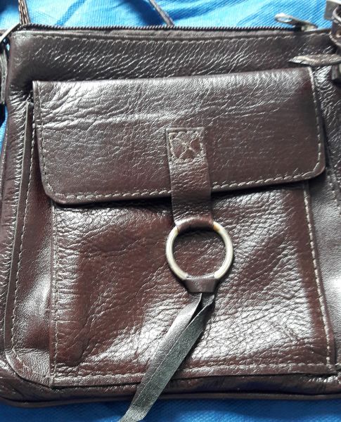 Bolsa pequena de couro Marrom escuro