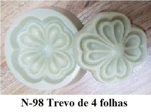 Trevo de 4 folhas (n-98)