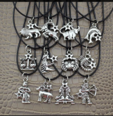 Colar signos dos zoodiacos.
