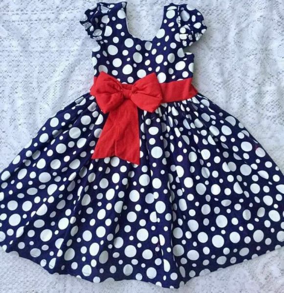 Vestido Azul com Bolinhas Brancas