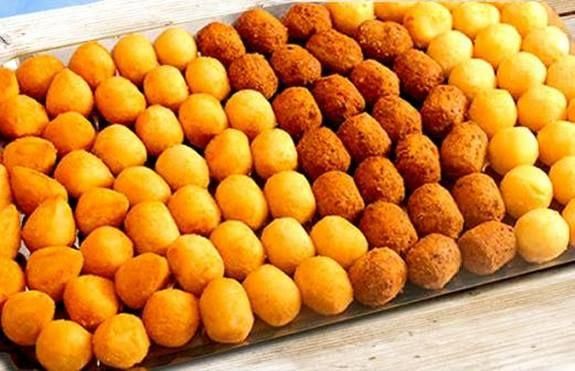 SALGADOS E DOCES P/ FESTAS PCT   C/50 UNID  TAM PEQ