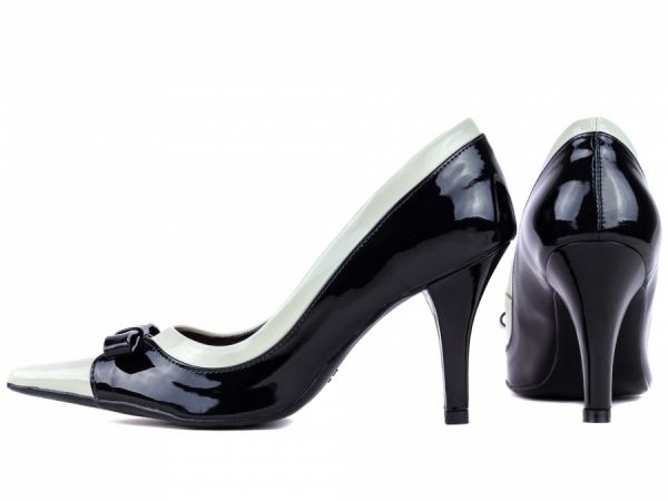 Sapato Scarpin feminino torricella