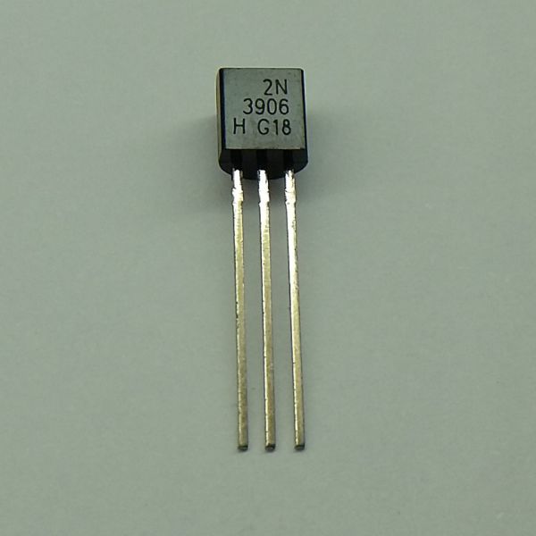 Transistor 2N3906