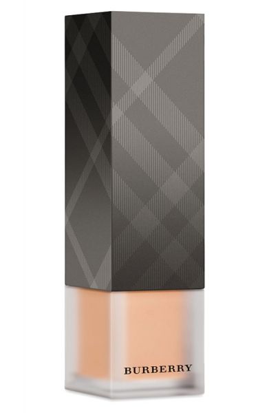 Base Velvet Foundation - Burberry.