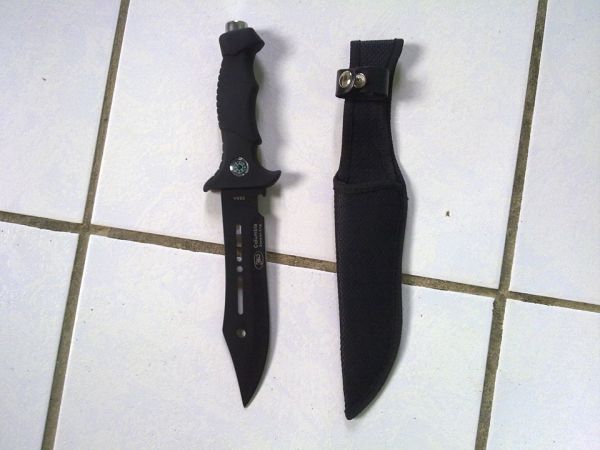 FACA ESTILO RAMBO 2
