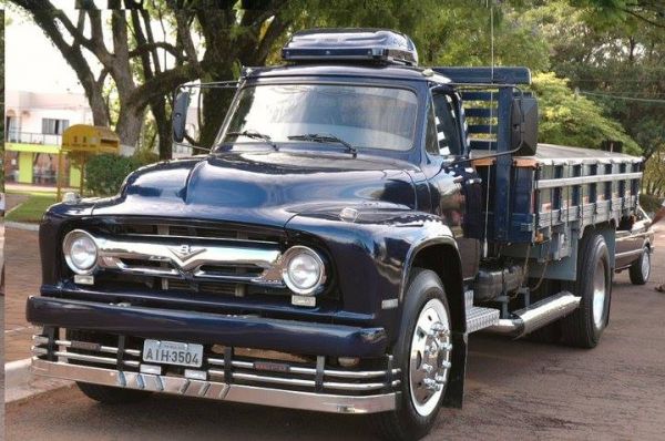 Ford F600