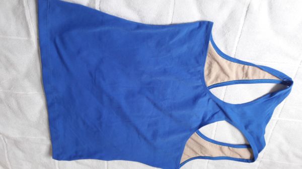 Blusa ginástica azul nova GG
