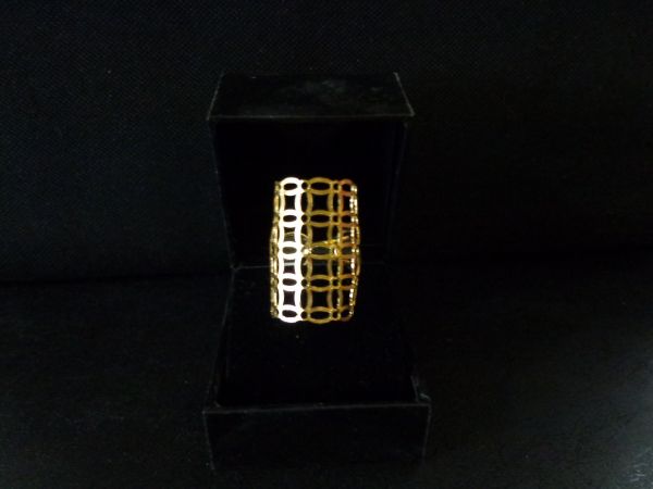 Anel Chapinhas vazados AN00259