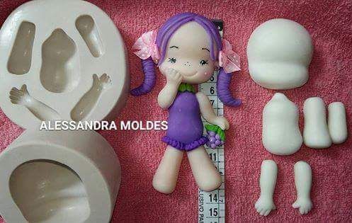 Boneca tuti-fruti GG