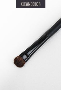KleanColor Eyeshadow Brush