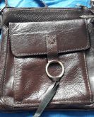 Bolsa pequena  de couro Marrom escuro