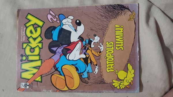 MICKEY ABRIL JOVEM NR 0437