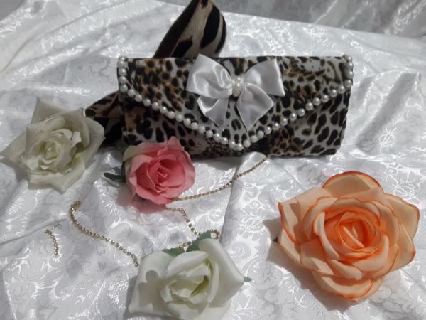 Bolsa de mão para festa