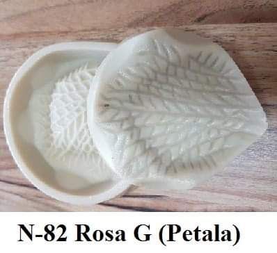 Rosa G Pétala(n-82)
