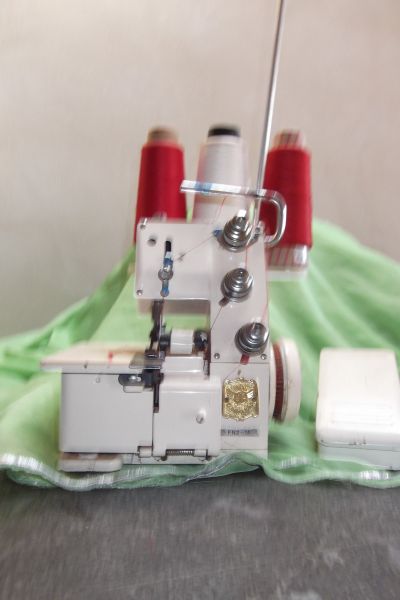 máquina para acabamento