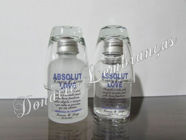 Mini Vodka 30 ml com Copinho