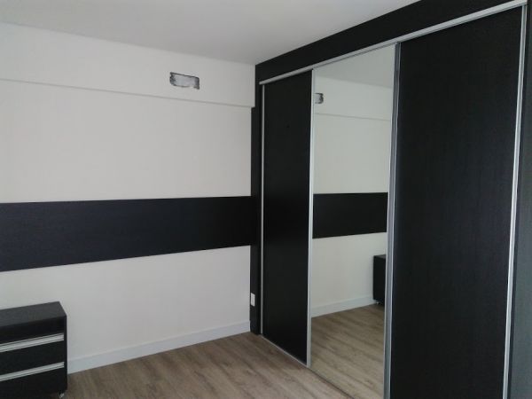 DORMITORIO GUARDA ROUPA COM ESPELHO