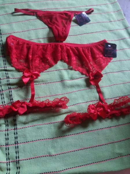 calcinha com fita liga