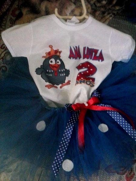 Roupa Galinha Pintadinha