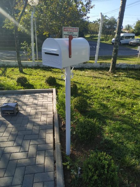 Caixa de Correio modelo Americano