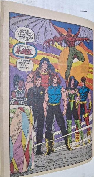 Gibi antigo X-Men 2099 - 02 Abril Um deles morre