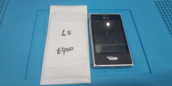 E400