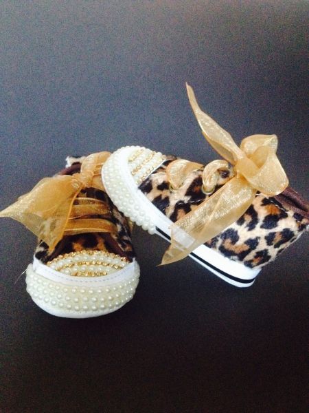 Tênis tam 15 oncinha