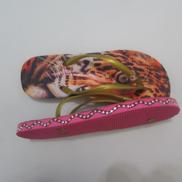 chinelo strass com estampa