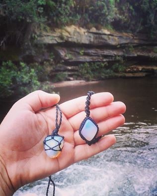 Conjunto - Colar e Pulseira Opalina (pedra da lua)