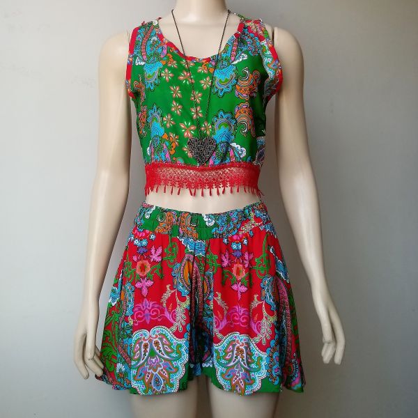CONJUNTO CROPPED + SHORT