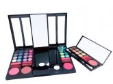Kit de Maquiagem Glamour Ruby Rose por apenas R$46,50