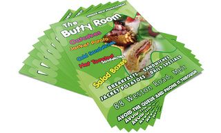 2.500 Flyers - Couchê 90g com verniz total - 10x14 cm - 4/0