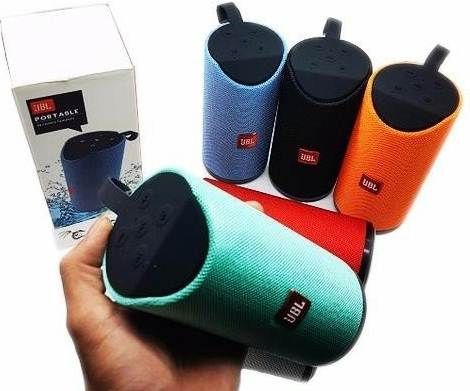 Caixa de Som estilo JBL Charger Portable TG