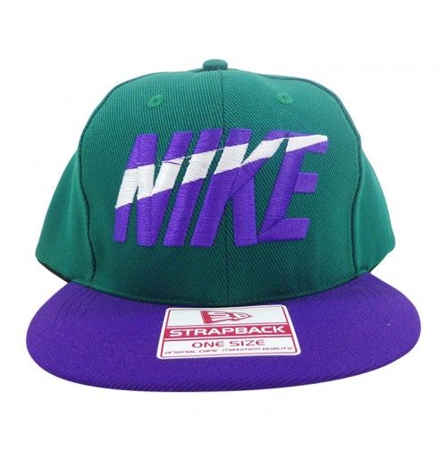 BONÉ ABA RETA NIKE VERDE E ROXO