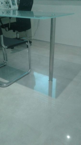Pé de mesa para tampo de vidro