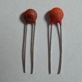 capacitor cerâmico 680pF x 50V (681)