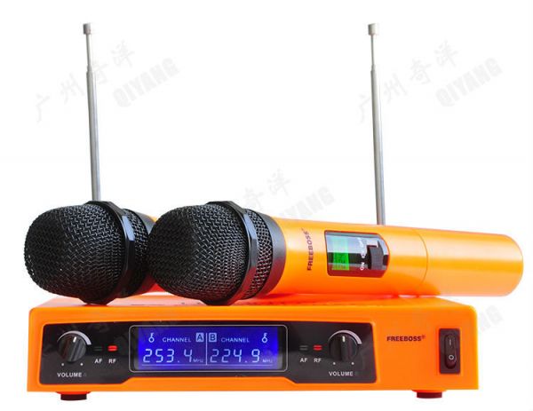 Freeboss KV-8500 VHF Handheld 2 Festa de Família Cápsula Dinâmica Equilibrada + Saída Desequilibrada