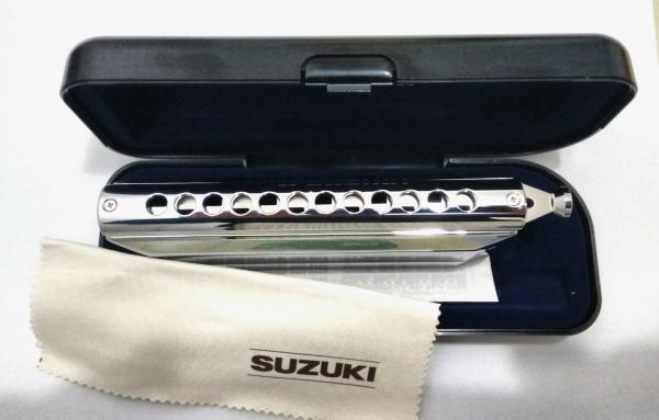 GAITA SUZUKI CHROMATIX SCX 48 VOZES AFINAÇÃO EM DÓ (C)