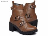 1-Ankle Boot com meia pata feminina roqueira- bota cano curto salto TORRICELLA