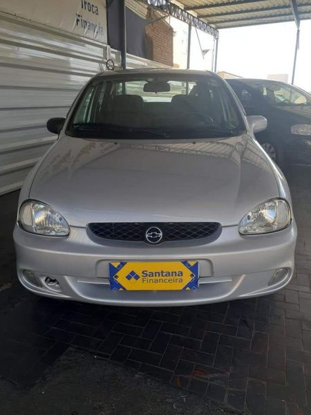 Corsa sedam Millenium 1.0 gasolina  2002