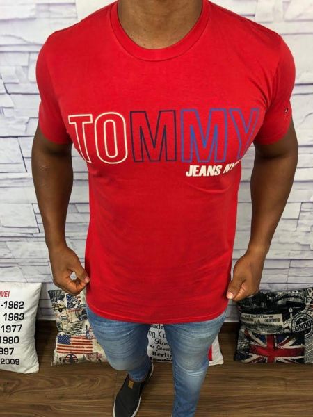 Camiseta Tommy Hilfiger Vermelha Marca: Tommy Hilfiger REF. HJB3366