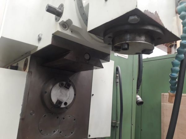 Fresadora CNC FIL Combinada Usada