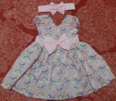 Vestido Rosa com Unicórnios Pequenos