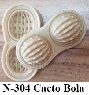 Cacto bola M (antigo) (n-304)
