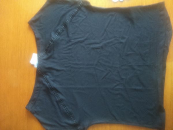 Blusinha Ombro caído c/ entremeio bol