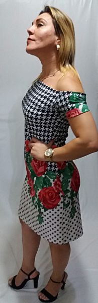 Vestido tubinho floral