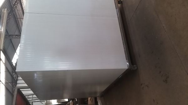camara fria 2x1,5x2 mt sob pedido na medida que o cliente necessita