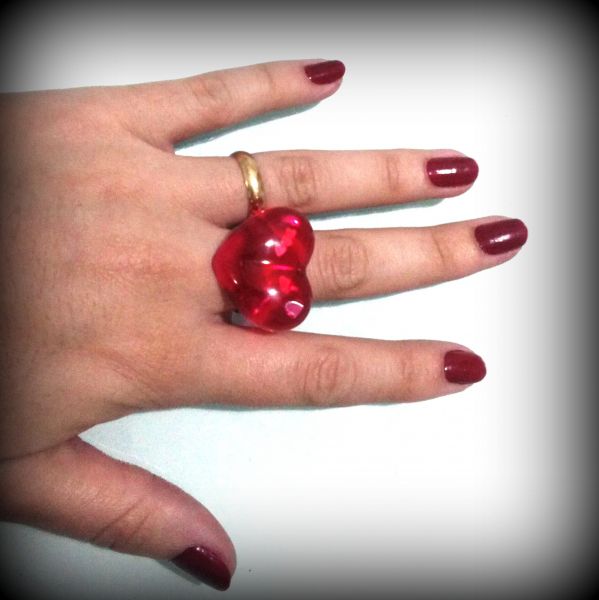 Anel Valentine